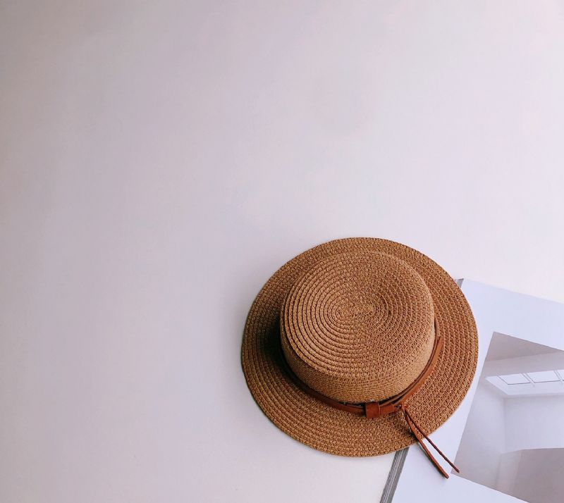 Wind Persoonlijkheid Lederen Gesp Kinderen Platte Top Zonnescherm Strohoed Zomer Uitje Voor Mannen En Vrouwen Baby Grote Langs Zonnescherm Strand Hoed