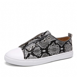 Dames Soild Color Studded Slip-on Flats