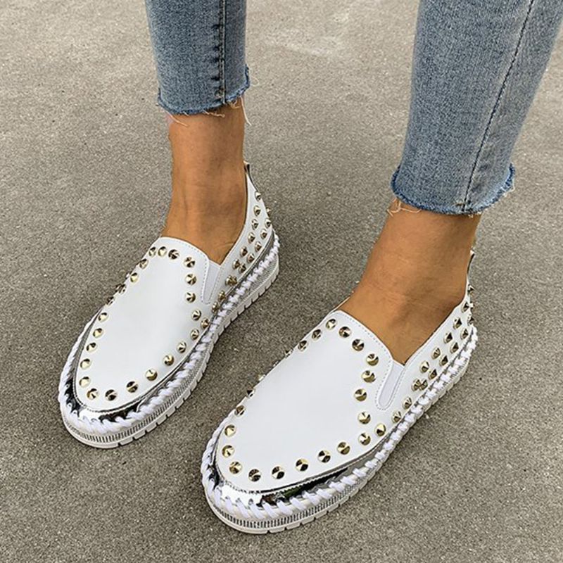 Dames Stijlvolle Klinknagel Solide Voering Zachte Bodem Platte Casual Loafers Schoenen