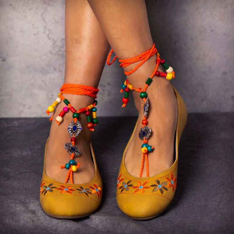 Exotische Stijl Geborduurde Kralenketting Gele Casual Bohemien Flats