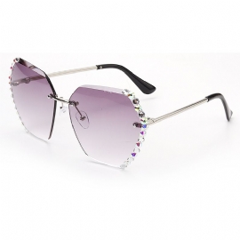 Trendy Frameloze Zonnebril Met Kristallen Rand Dames Anti-ultraviolette Diamanten Zonnebril