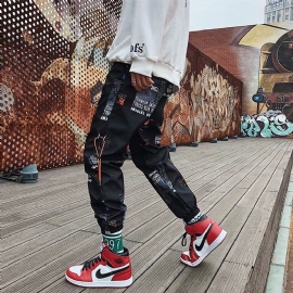 Nieuwe Cropped Broek Voor De Zomerse Hiphop Instagram-campagne