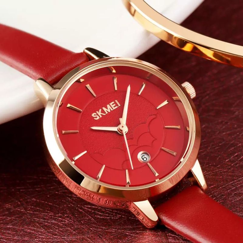 Eenvoudige Dameshorloge Creatieve Wijzerplaat Datumweergave Lederen Band Mode Dame Quartz Horloge