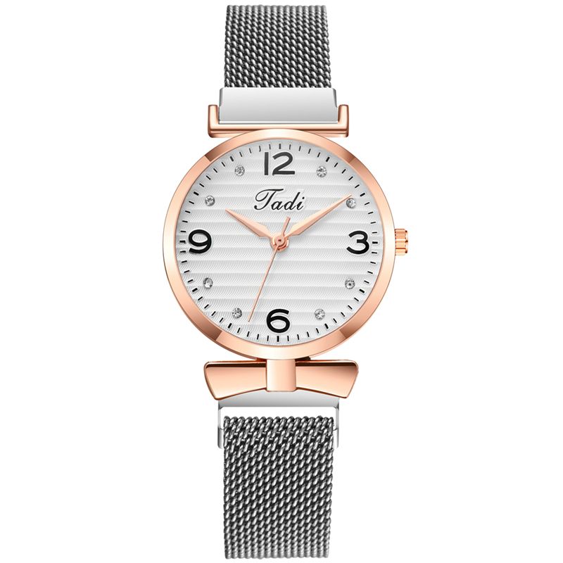 Trendy Eenvoudig Elegant Ontwerp Wilde Dameshorloges Mesh Band Rose Gouden Kast Quartz Horloge